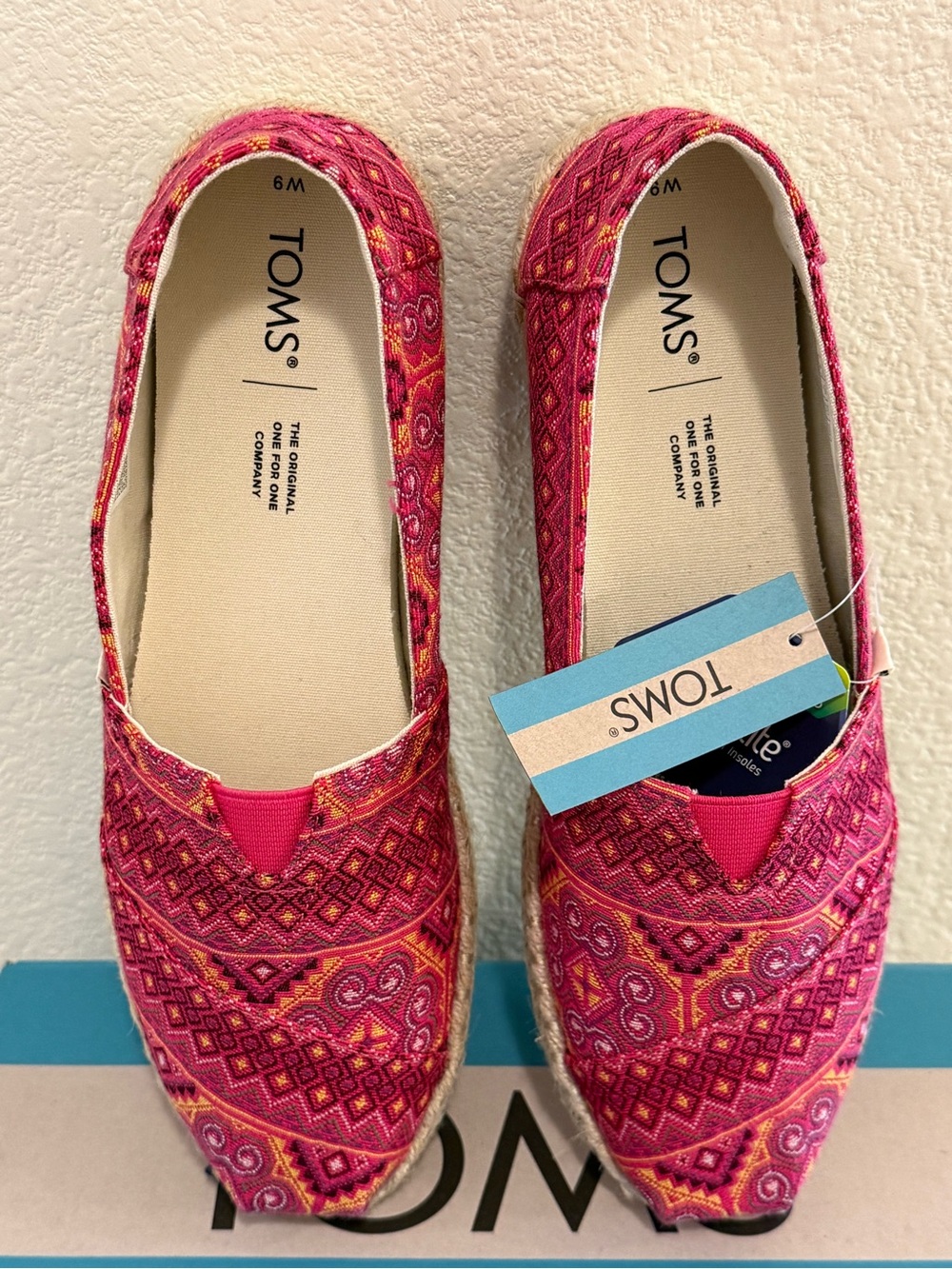 TOMS Women's Pink Multi Floral Woven - Picture 2 of 4